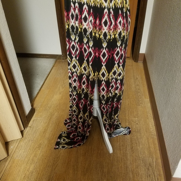 2 HEARTS MAXI DRESS - Picture 2 of 5